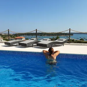  Villa Neo
